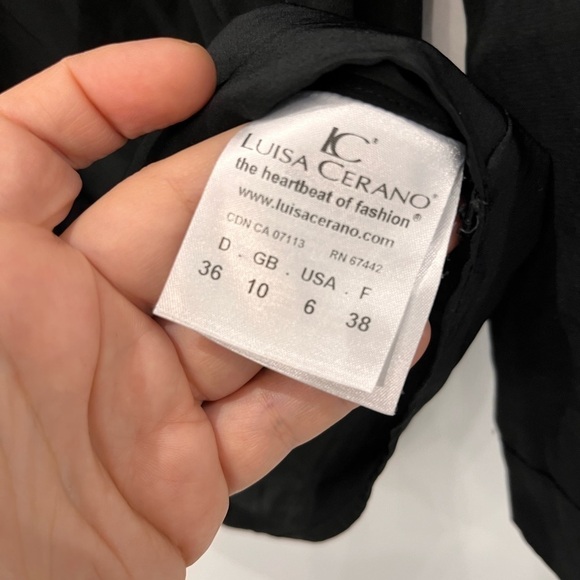 luisa CERANO
the heartbeat of fashion black bottom up shirt size 6 - Picture 5 of 9